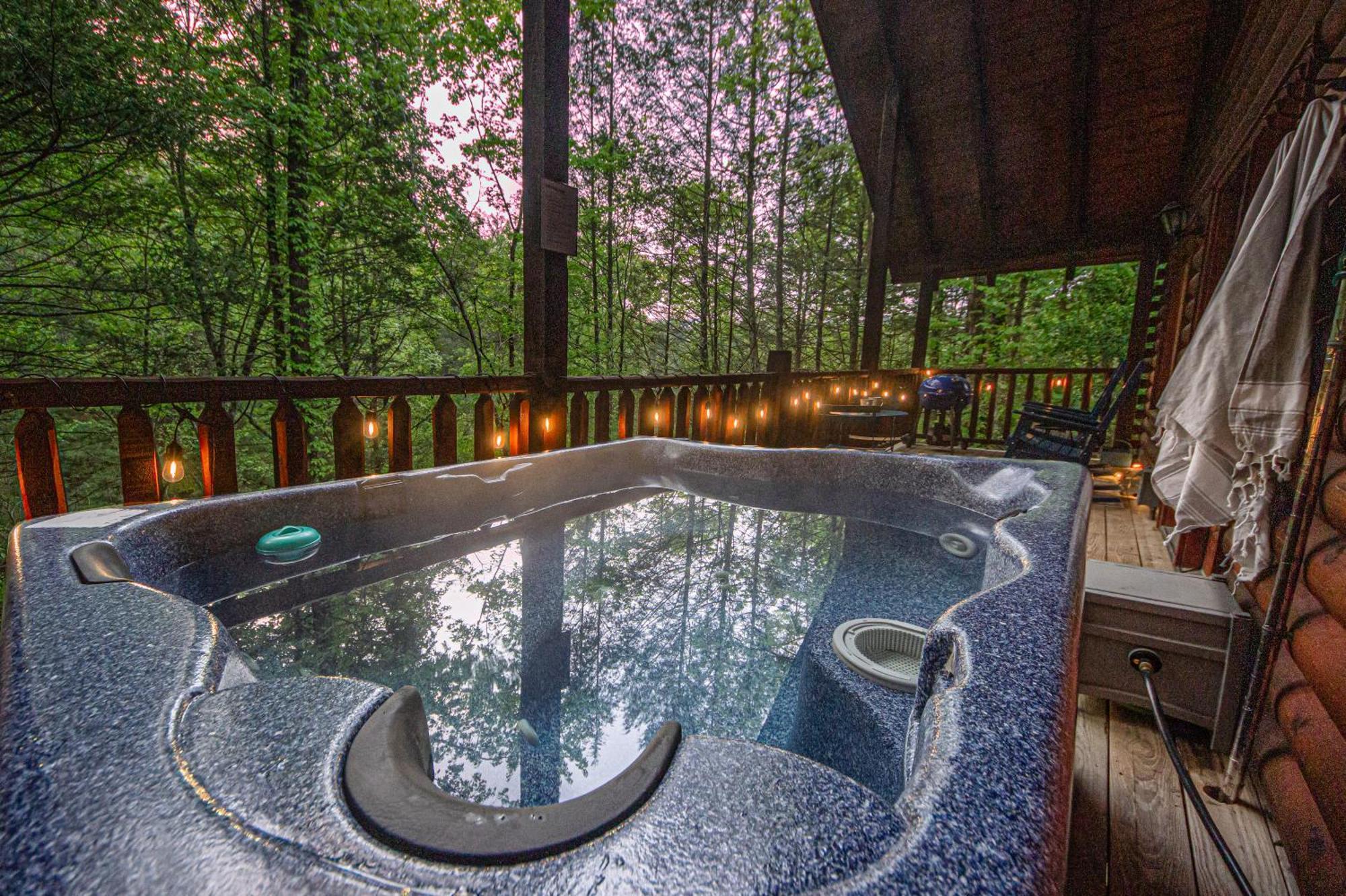 Love Me Tender Studio Cabin Sevierville Oda fotoğraf